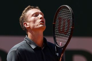 Roland Garros | Den blbec, všechno špatně. Lehečka si po výbuchu sypal popel na hlavu - Sport.cz